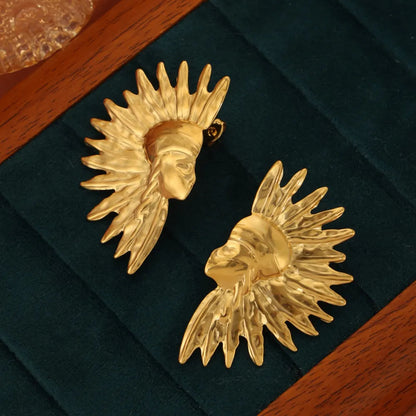 Geometric jewelry with wrinkled texture